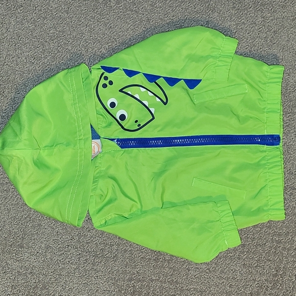 🦖 NWOT! 5/$25 Green Dinosaur Windbreaker/Rain Jacket Size 0-3M - Picture 6 of 6